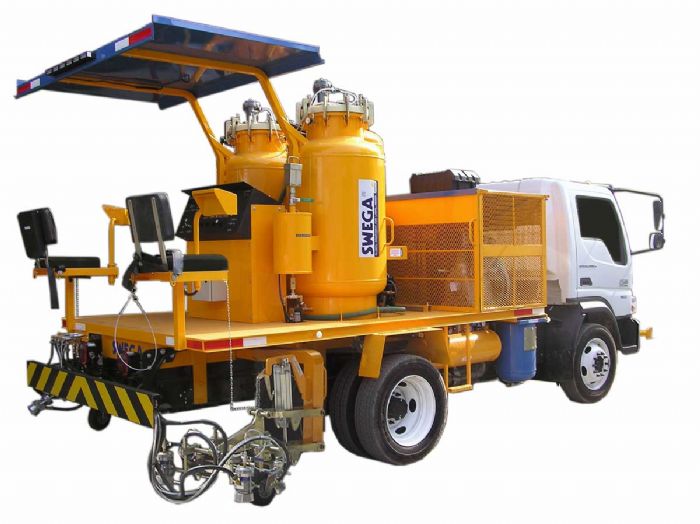 PINTA RAYAS SOBRE CAMION